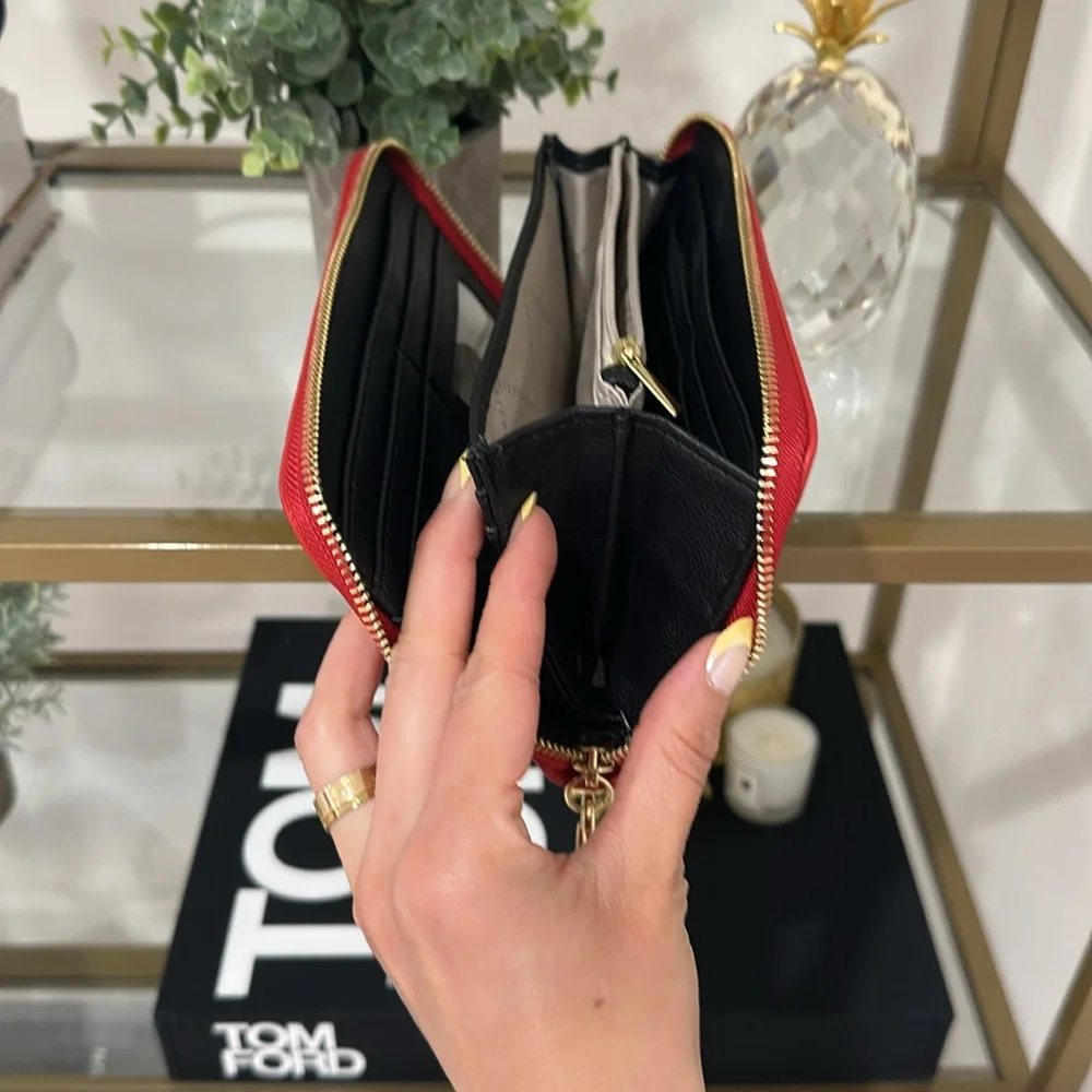 Steve Madden Red Wristlet Wallet Sleek Design